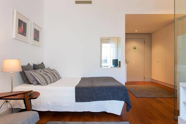 Apartamento Santa Catarina - No Centro Da Com Garagem, Perto Do Timeout Market *